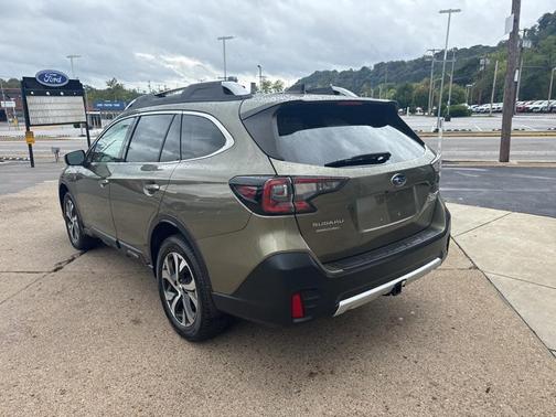 2021 Subaru Outback Touring XT