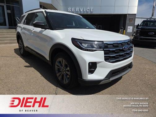 Star White Metallic Tri-Coat 2026 Ford Explorer Active