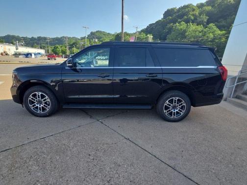 Black Metallic 2026 Ford Expedition Max Active 4x4