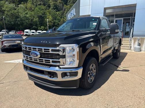 2025 Ford F-350 XLT