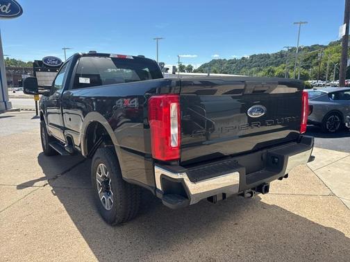 2025 Ford F-350 XLT