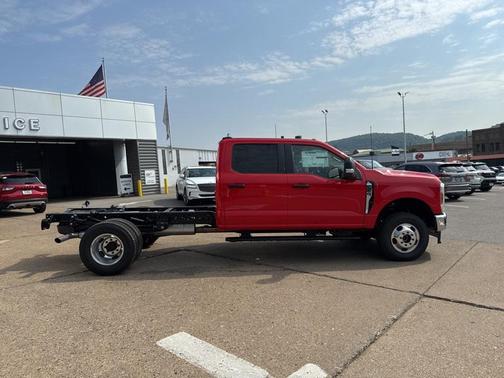 2025 Ford F-350 XL