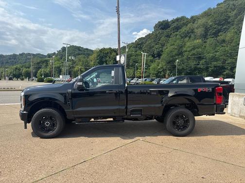 2025 Ford F-350 XL