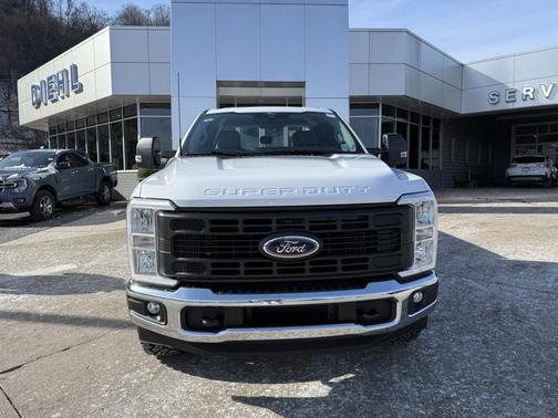 2025 Ford F-250 XL