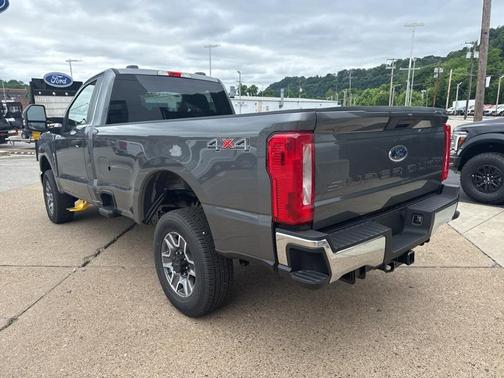 2025 Ford F-350 XLT