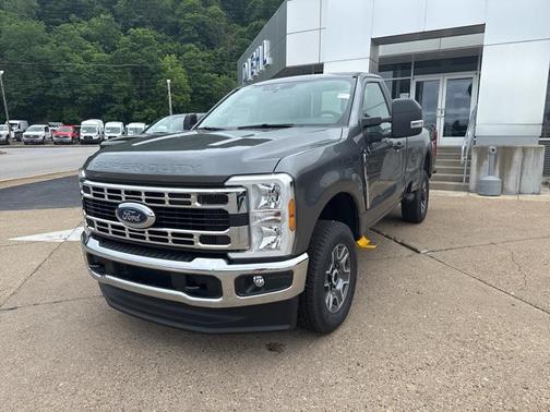 2025 Ford F-350 XLT