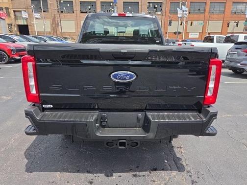 Agate Black Metallic 2026 Ford F-250 XL