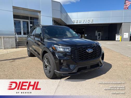 2025 Ford Explorer ST-Line