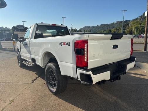 2025 Ford F-350 XL