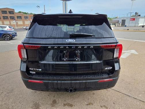 Agate Black Metallic 2026 Ford Explorer Active