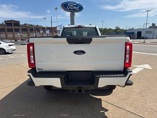 Oxford White 2026 Ford F-350 XL