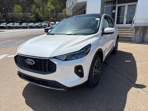 2025 Ford Escape PHEV SE