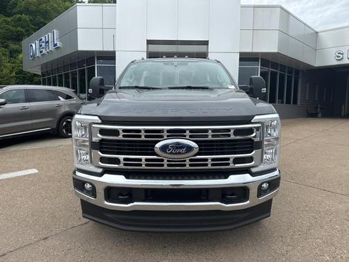2025 Ford F-350 XLT