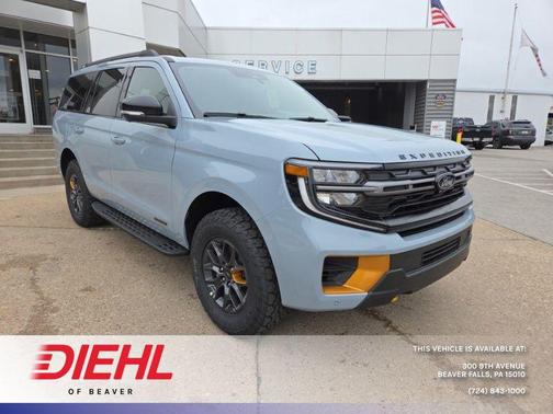 Glacier Gray Metallic Tri-Coat 2026 Ford Expedition Tremor