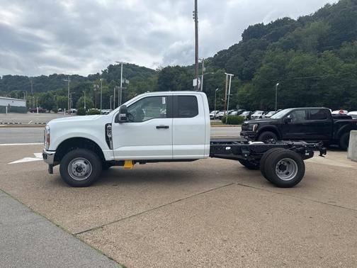 2025 Ford F-350 XL