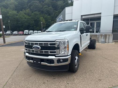 2025 Ford F-350 XL