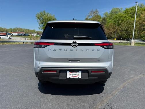 2025 Nissan Pathfinder S 4WD