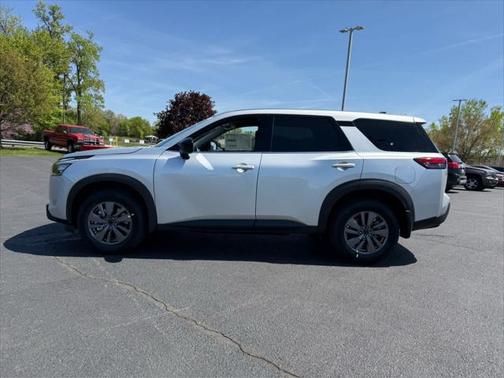 2025 Nissan Pathfinder S 4WD