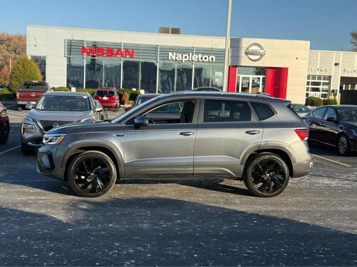 2023 Volkswagen Taos 1.5T SEL