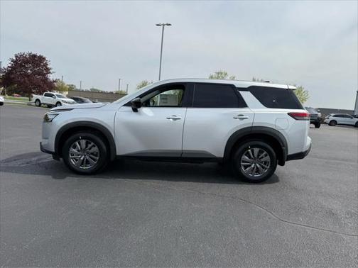 2025 Nissan Pathfinder S 4WD