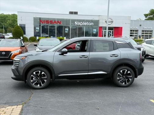 2025 Nissan Kicks SV