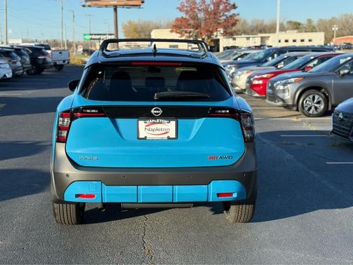 2026 Nissan Kicks SR