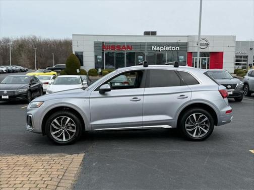 2023 Audi Q5 45 S line Premium Plus