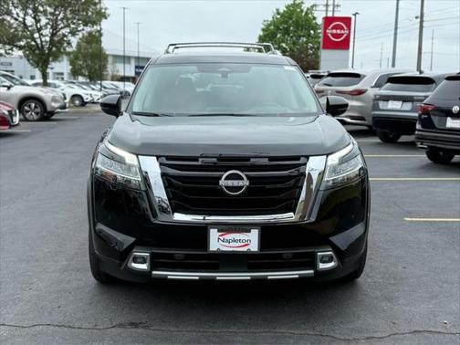 2023 Nissan Pathfinder Platinum 4WD