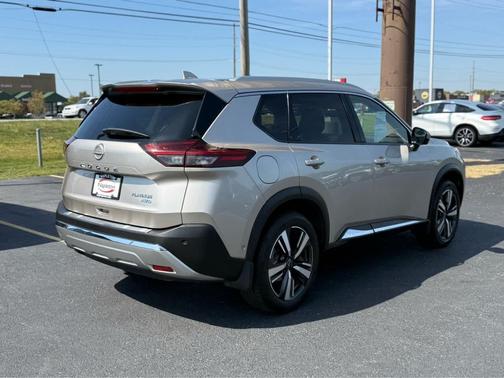 2022 Nissan Rogue Platinum