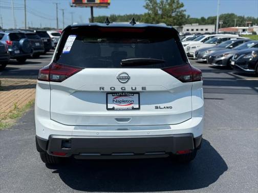 2025 Nissan Rogue SL