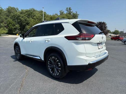 2025 Nissan Rogue Platinum