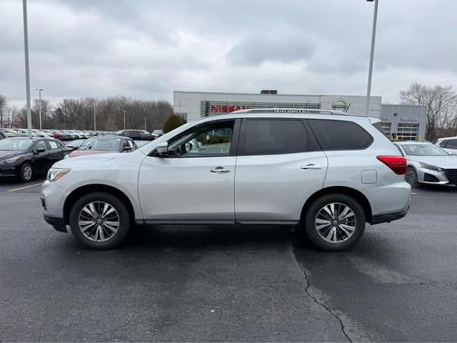 2018 Nissan Pathfinder SL