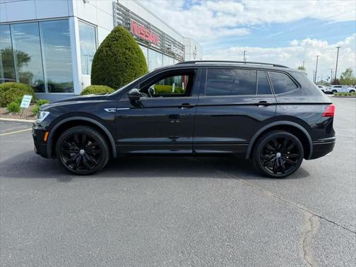2021 Volkswagen Tiguan 2.0T SE R-Line Black 4MOTION