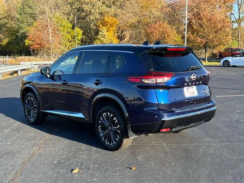 2025 Nissan Rogue Platinum