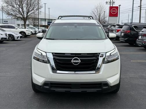 2022 Nissan Pathfinder SV 4WD