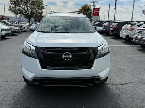 2025 Nissan Pathfinder SV 4WD