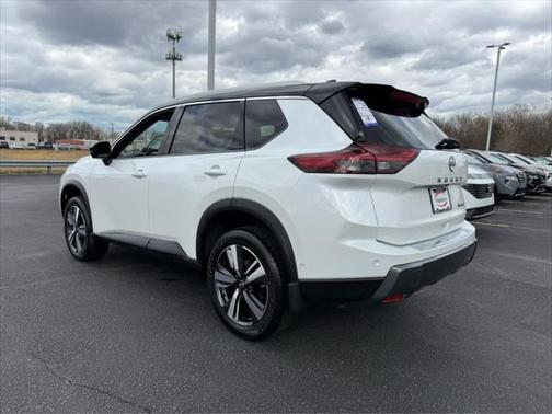 2025 Nissan Rogue SL