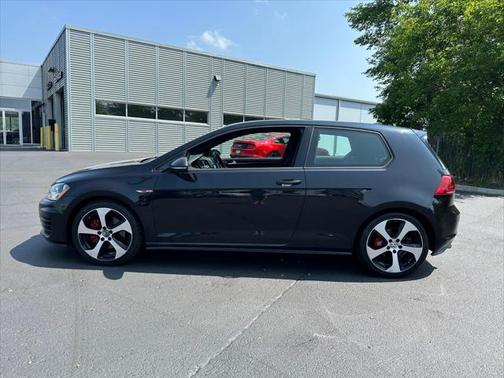 2015 Volkswagen Golf GTI 2.0T S 4-Door