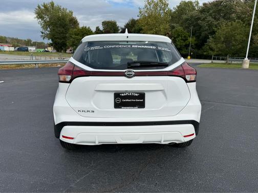 2025 Nissan Kicks S