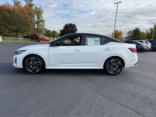 2025 Nissan Sentra SR