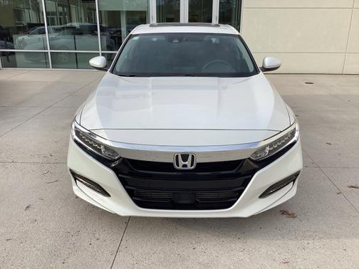 2020 Honda Accord 