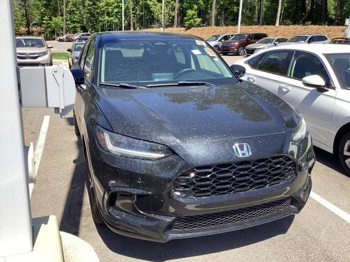 Crystal Black Pearl 2024 Honda HR-V