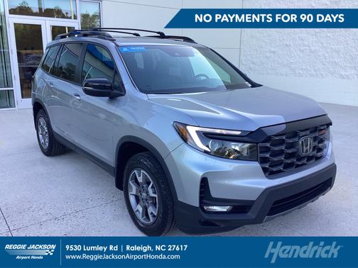 Lunar Silver Metallic 2023 Honda Passport
