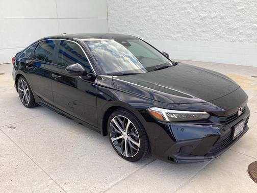 Crystal Black Pearl 2024 Honda Civic