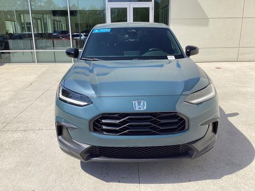 Nordic Forest Pearl 2024 Honda HR-V