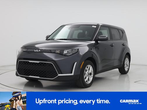Gray 2025 Kia Soul LX