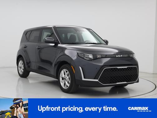 Gray 2025 Kia Soul LX