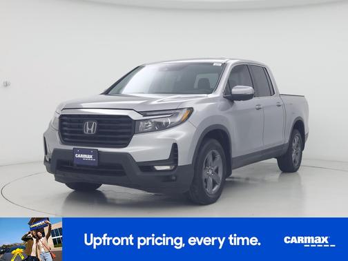 Silver 2023 Honda Ridgeline RTL