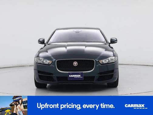 2017 Jaguar XE Prestige