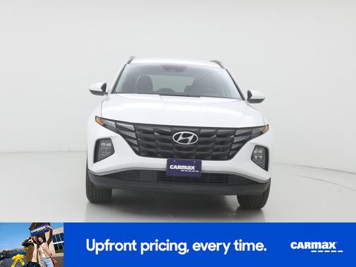 White 2024 Hyundai TUCSON SEL